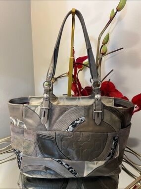 COACH Ocelot Patchwork Gallery Tote F15450 Silver Grey Metallic Multi Leather